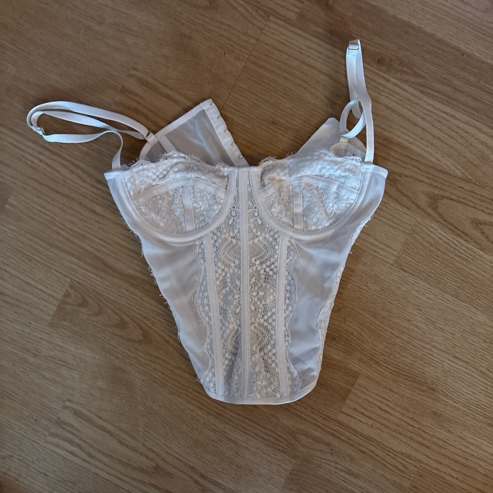 Urban Outfitters White Lace Bra